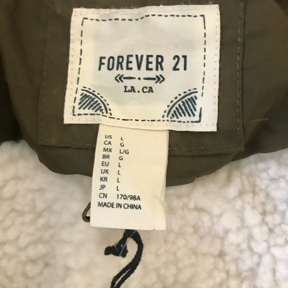 F21 Army Buttoned Trench - Picture 3 of 5
